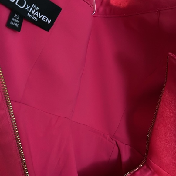 NBD x the Naven Twins Hot Pink One Shoulder Asymmetrical Mini Dress XS - Picture 12 of 13